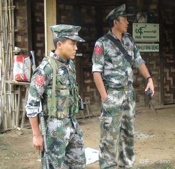 關(guān)于07式迷彩服的深度解析，深度解析，關(guān)于07式迷彩服的研究與探討